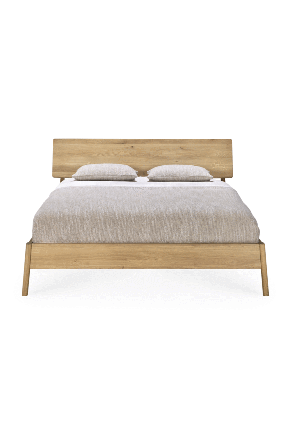 Oiled Oak Bed | Ethnicraft Air